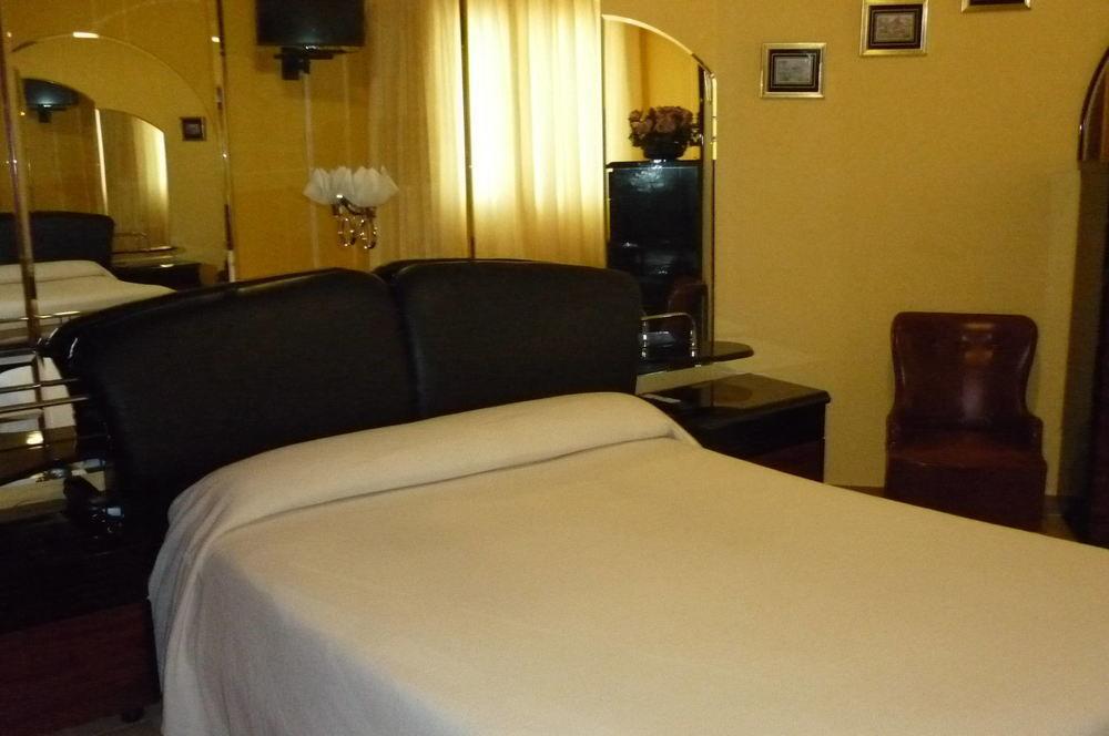 Hotel Francisco Javier Ла-Корунья Экстерьер фото